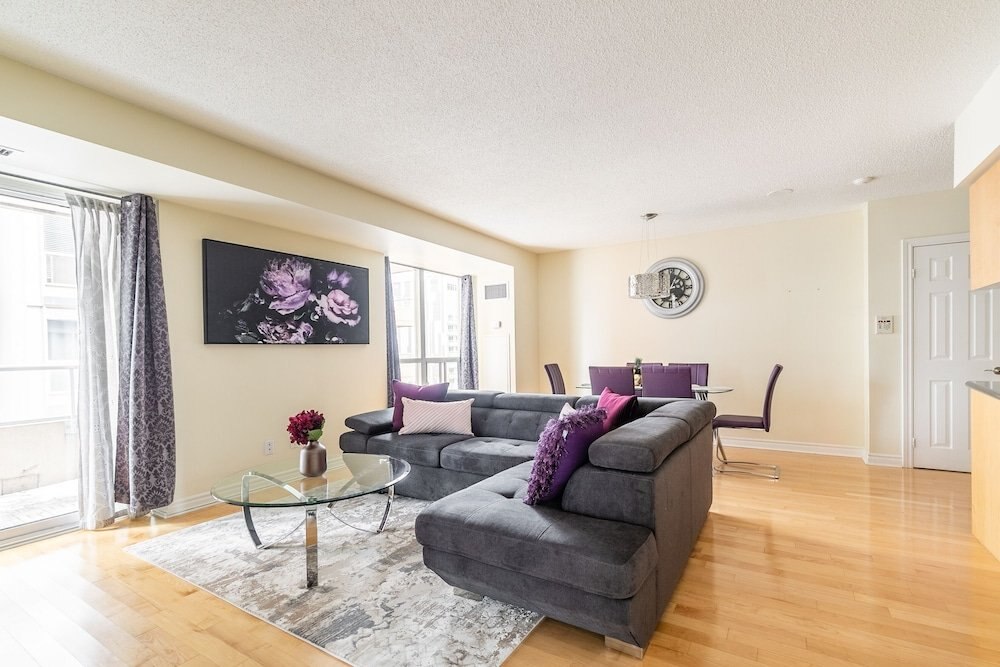 Simply Comfort, Stylish Downtown Apartment - Tap to explore photos