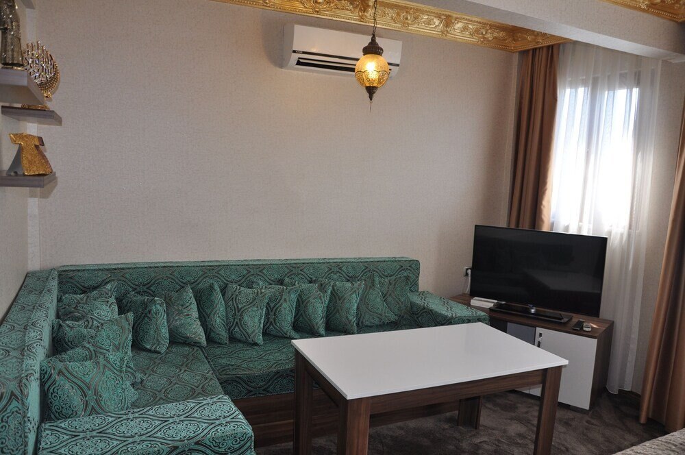 The Pashas Suite Istanbul - Tap to explore photos