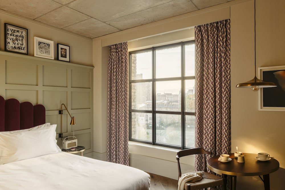 The Hoxton, Southwark Room Type - Roomy