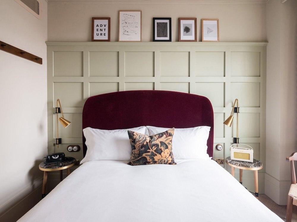 The Hoxton, Southwark - Tap to explore photos
