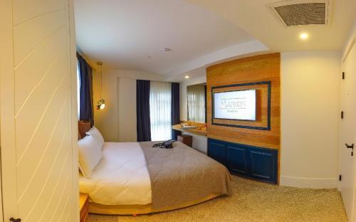 ATiK PERA Room Type - Superior Double Room