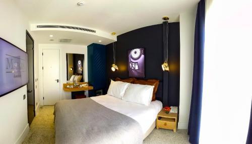 ATiK PERA Room Type - Double Room