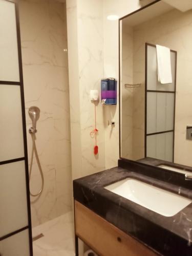 ATiK PERA Room Type - Budget Double Room