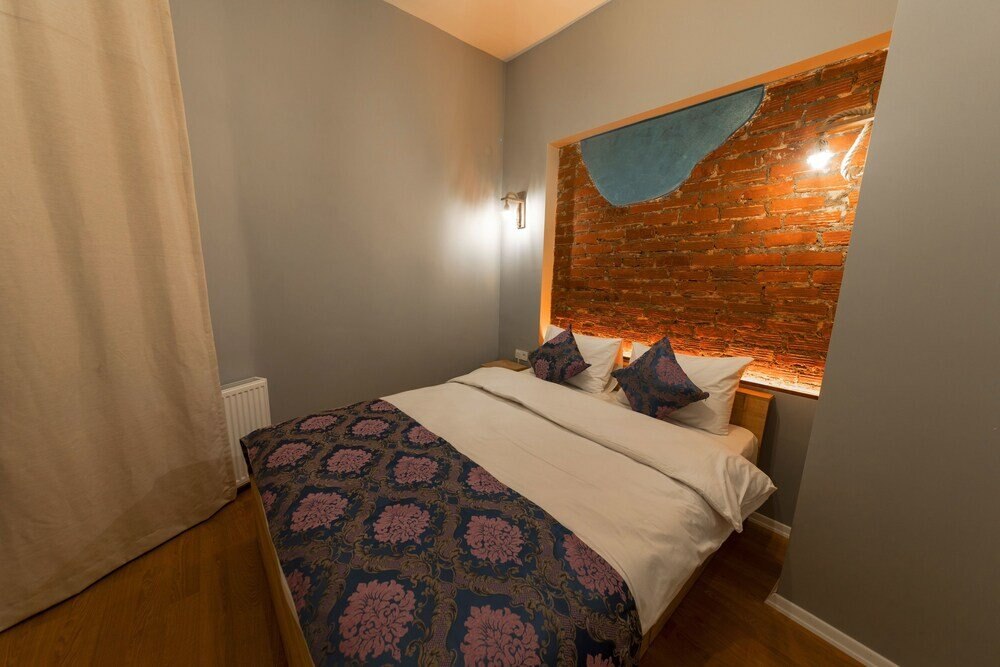 Royal Taksim Suites Room Type - Queen Suite with Partial Sea View Royal Taksim Suites Room Type - Queen Suite with Partial Sea View