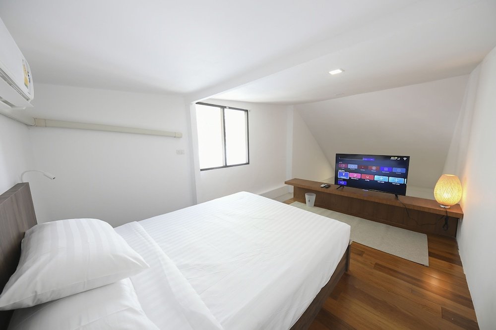 Siam Nitra Boutique Hotel - Tap to explore photos