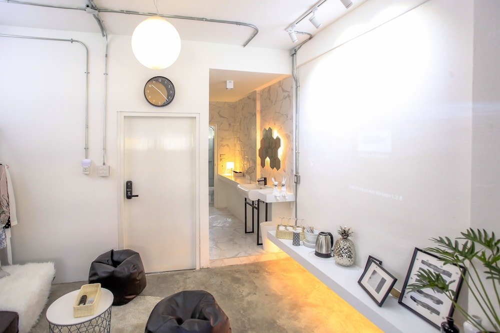 Siam Nitra Boutique Hotel - Tap to explore photos