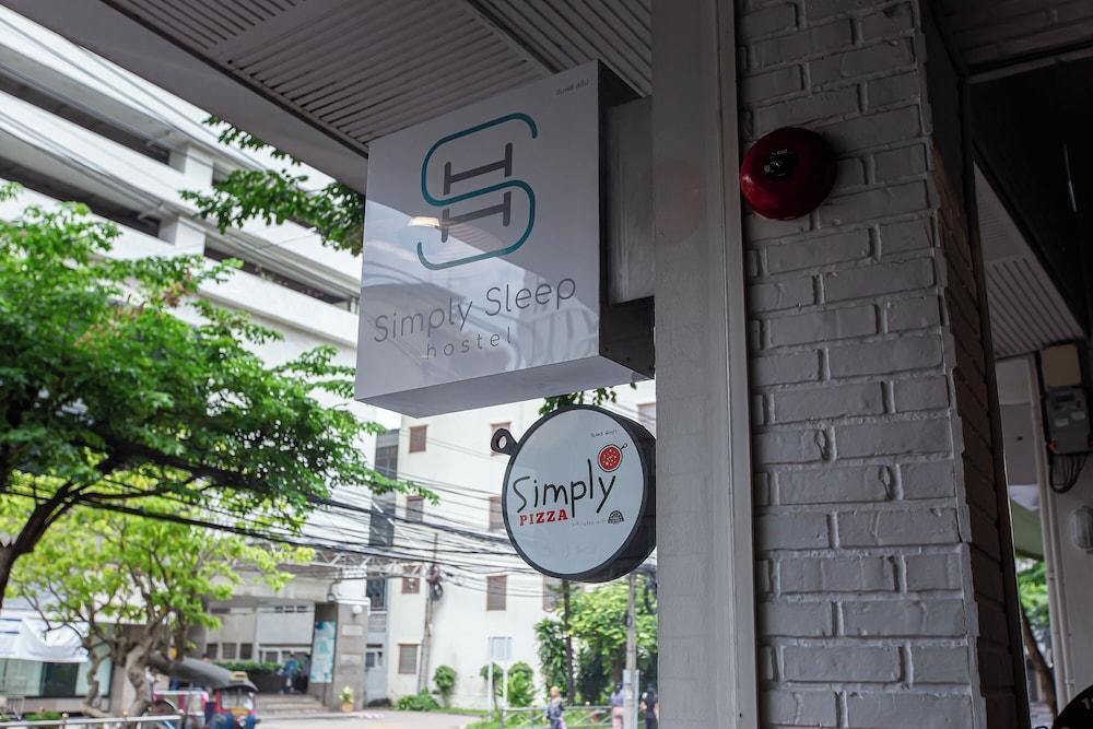 Simply Sleep Hostel - Tap to explore photos