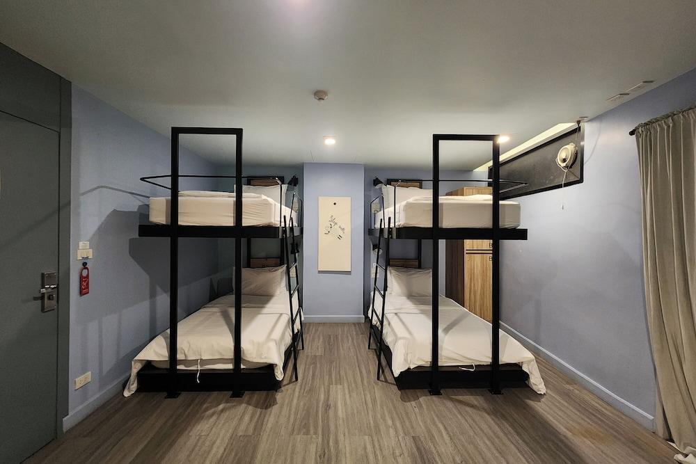 Simply Sleep Hostel Room Type - Family Room with 4 bed with Private Bath Simply Sleep Hostel Room Type - Family Room with 4 bed with Private Bath