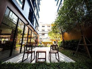 130 Hotel & Residence Bangkok - Tap to explore photos