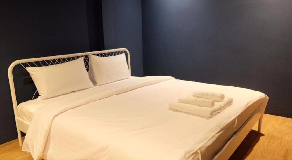 Borbaboom Poshtel - Hostel Room Type - Private Room