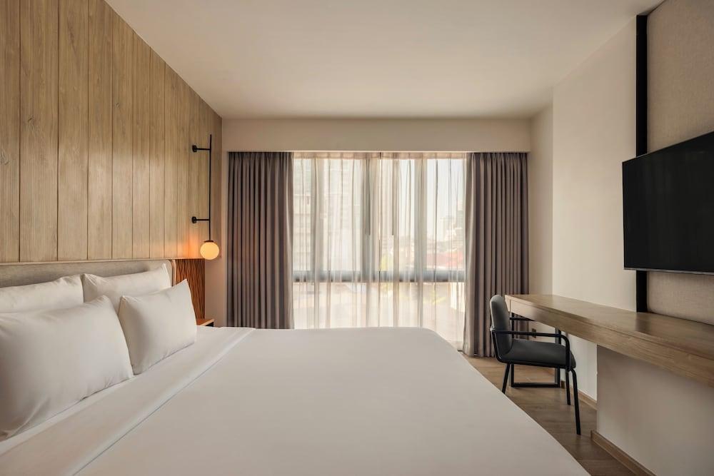 Craftsman Bangkok Room Type - Deluxe Room, 1 King Bed