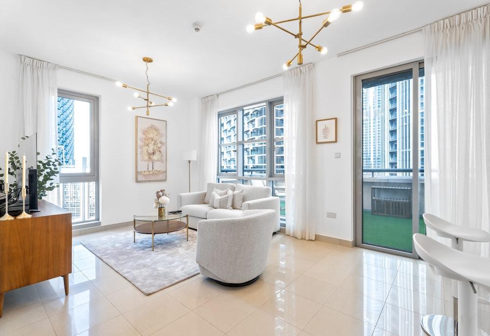 Nasma Luxury Stays - Standpoint Tower A Room Type - Deluxe Apartment Nasma Luxury Stays - Standpoint Tower A Room Type - Deluxe Apartment
