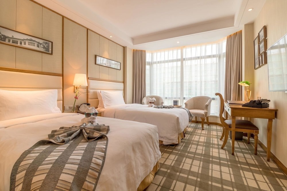 Shanghai Fliport Garden Hotel - Tap to explore photos