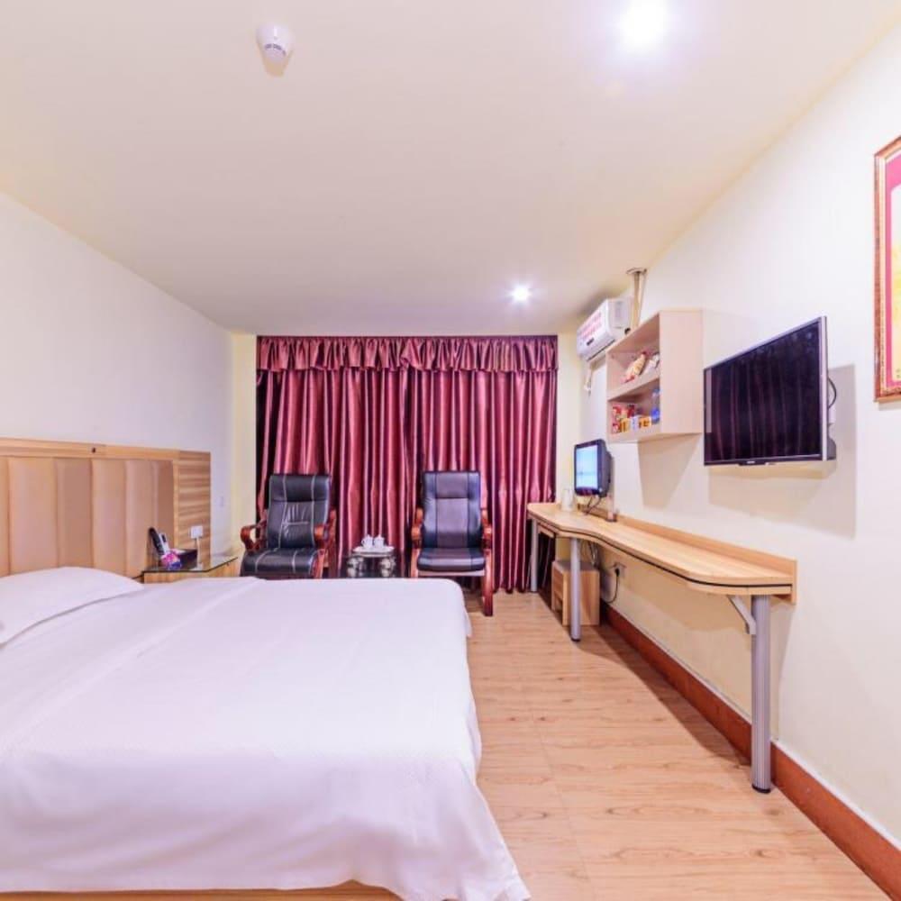 Jiangxia Business Hotel - Tap to explore photos