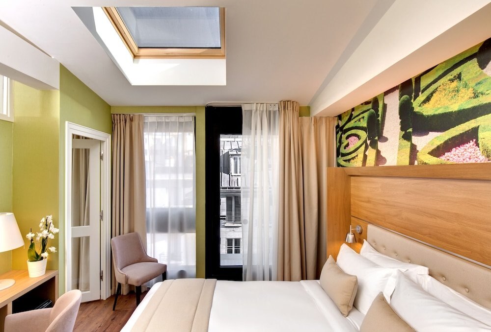 Les Jardins de Mademoiselle Hotel & Spa Room Type - Terrace Suite, Eiffel Tower view