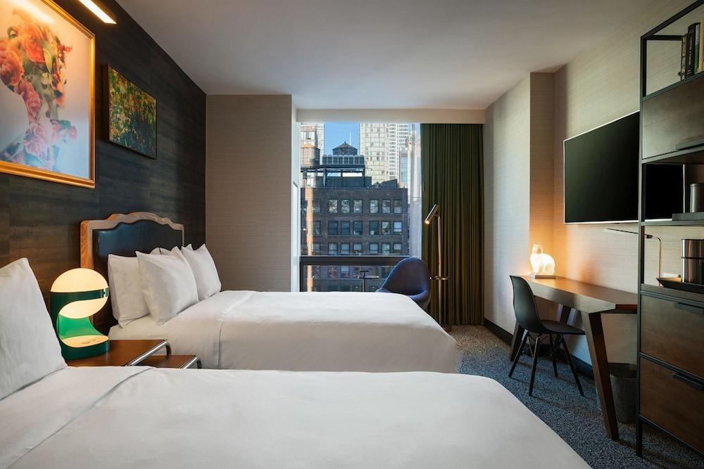 Renaissance New York Chelsea Hotel by Marriott Room Type - Room, 2 Double Beds (Mobility Accessible, Tub)