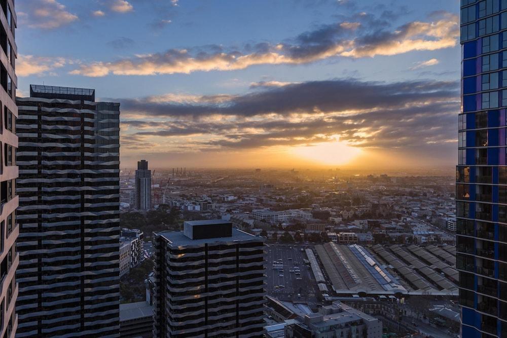 Avani Melbourne Central Residences Room Type - Avani 1 Bedroom Suite (No Housekeeping) Avani Melbourne Central Residences Room Type - Avani 1 Bedroom Suite (No Housekeeping)