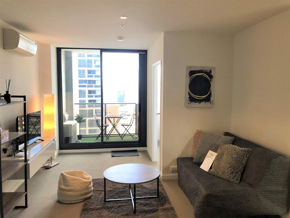 ReadySet Apartments at Upper West Side Room Type - Business Apartment, 1 Bedroom