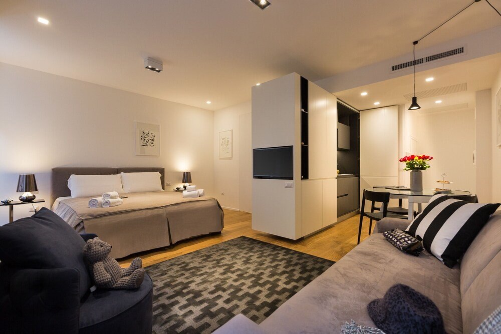 Amazing Piazza Venezia Suites Room Type - Superior Apartment, 1 Bedroom (Int. 2) Amazing Piazza Venezia Suites Room Type - Superior Apartment, 1 Bedroom (Int. 2)