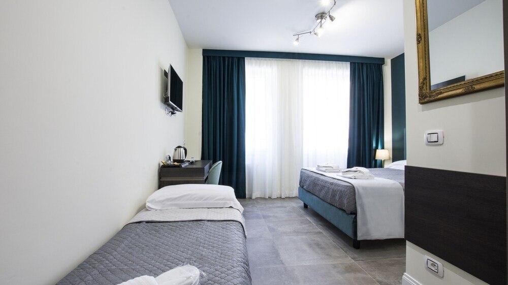 Regolo Rooms Vaticano Room Type - Economy Triple Room Regolo Rooms Vaticano Room Type - Economy Triple Room