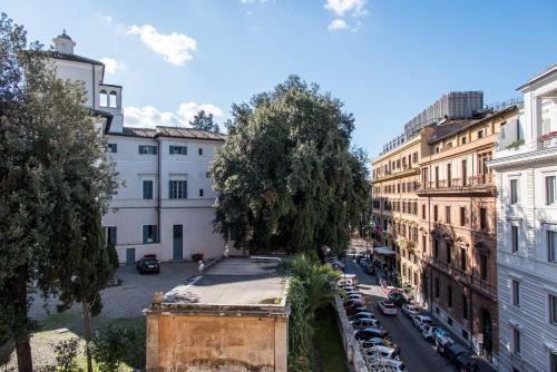 Lombardia40 Luxury Suites - Tap to explore photos