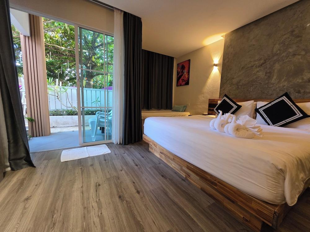 TT Naiyang Beach Phuket Room Type - Superior Double Room TT Naiyang Beach Phuket Room Type - Superior Double Room