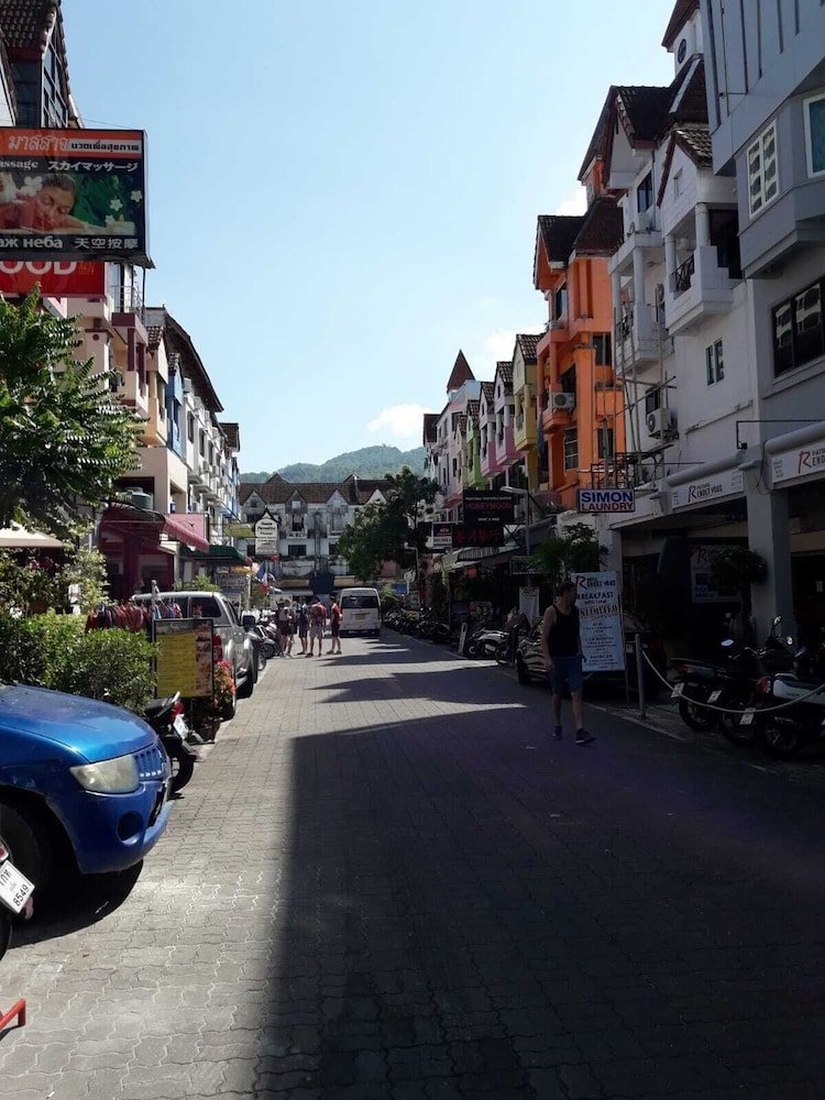 KK Guest House Patong Phuket - Tap to explore photos