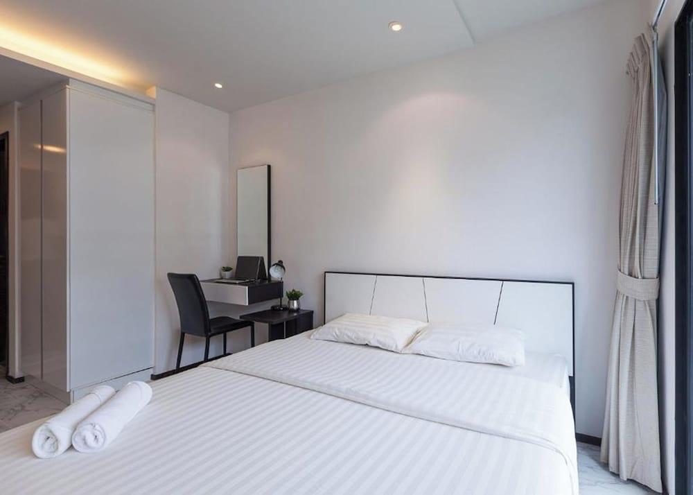 The Title Beach Front Room Type - Superior Double Room
