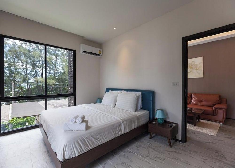The Title Beach Front Room Type - Suite Sea Front