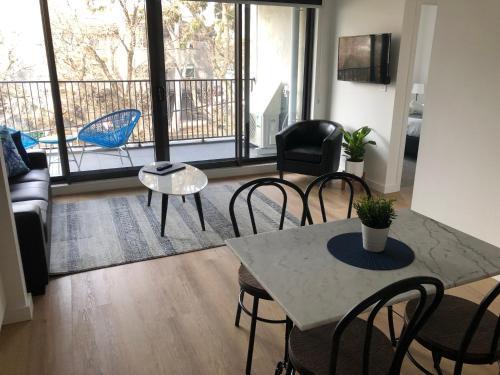 Q Squared Serviced Apartments - Tap to explore photos