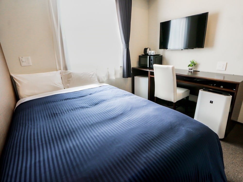 Hotel LiVEMAX Kayabacho Room Type - Small double room - Non-smoking