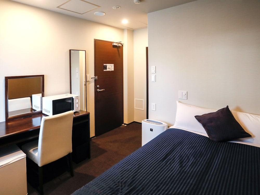 HOTEL LiVEMAX Higashi Ginza Room Type - Single Room, Smoking