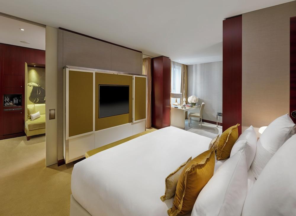 Mandarin Oriental, Paris Room Type - Junior Suite