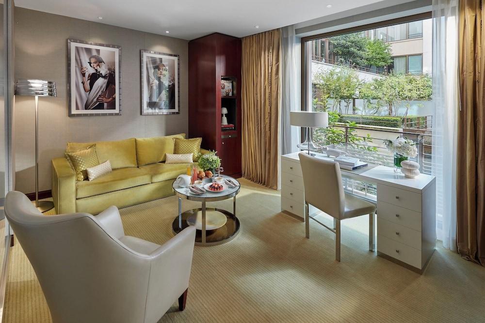Mandarin Oriental, Paris Room Type - Deluxe Suite