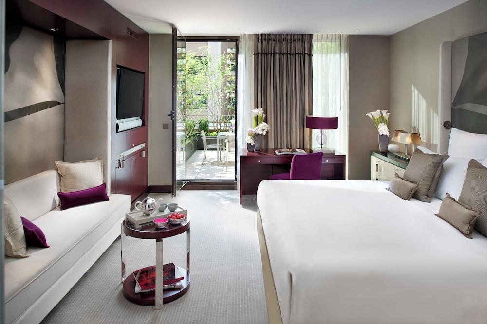 Mandarin Oriental, Paris Room Type - Mandarin, Room, Terrace