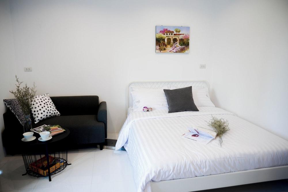 The Pattern Boutique Hotel Room Type - Studio Room with Balcony The Pattern Boutique Hotel Room Type - Studio Room with Balcony