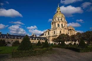 Royal Wagram - Tap to explore photos