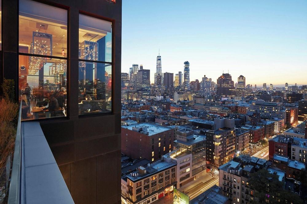 citizenM New York Bowery - Tap to explore photos