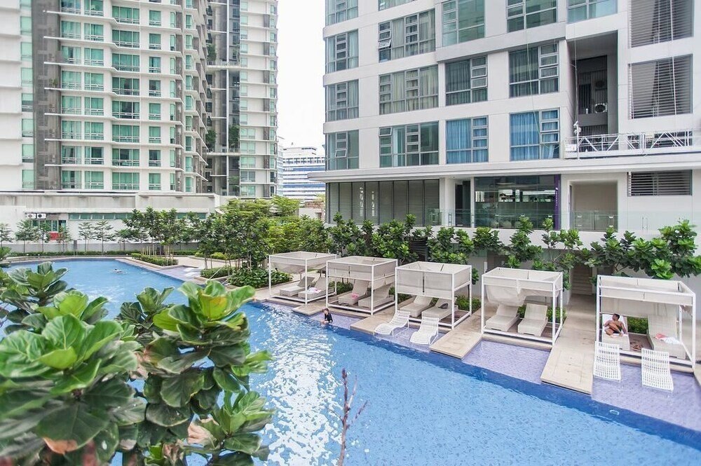 R3 Beautiful 1 BR - Bukit Bintang - Pavilion KL - WIFI - Tap to explore photos