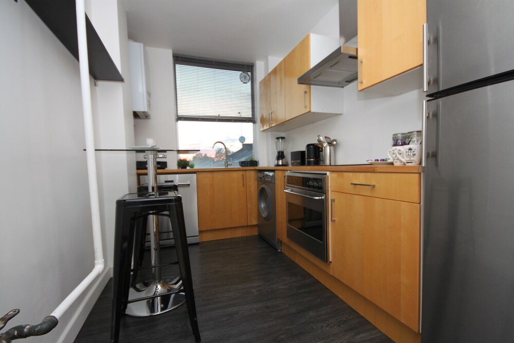Camden Town Comfortable Apartment - Tap to explore photos