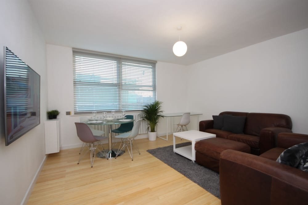 Camden Town Comfortable Apartment - Tap to explore photos