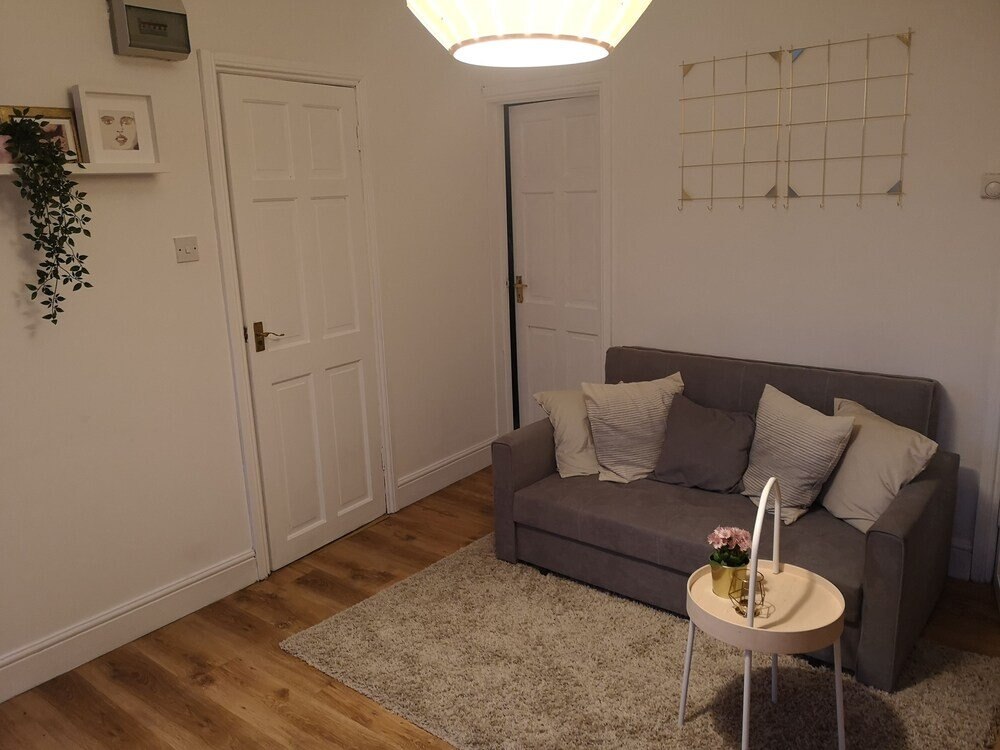 Cosy Apartment in Islington - C - Tap to explore photos