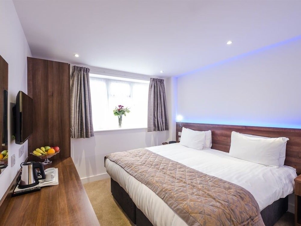 Signature Hotel London Room Type - Double or Twin Room, Accessible, Ensuite