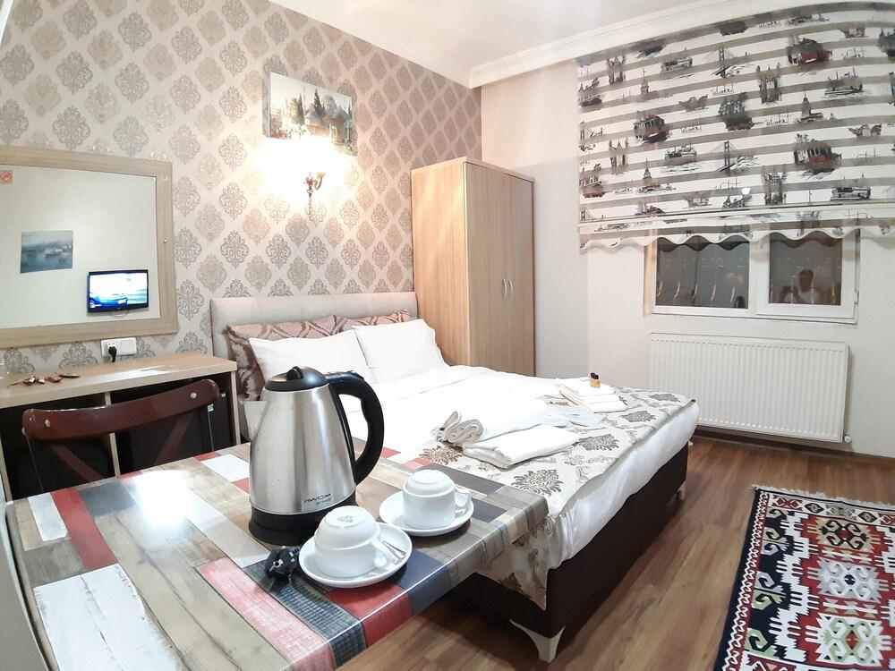 Burak Apart Otel Room Type - Standard Quadruple Room