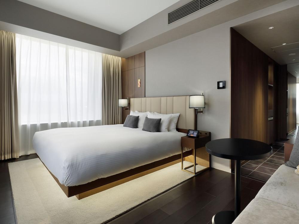 Mitsui Garden Hotel Roppongi Tokyo Premier Room Type - Deluxe , 1 bed King, Non Smoking