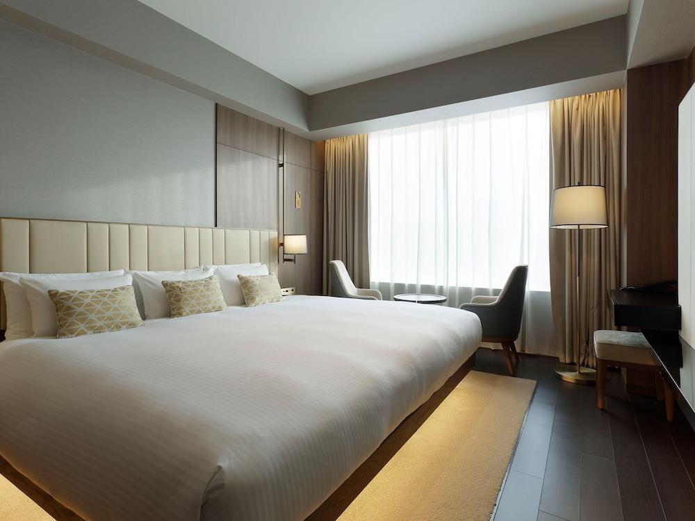 Mitsui Garden Hotel Roppongi Tokyo Premier Room Type - Superior , 1 bed WideKing, Non Smoking Mitsui Garden Hotel Roppongi Tokyo Premier Room Type - Superior , 1 bed WideKing, Non Smoking