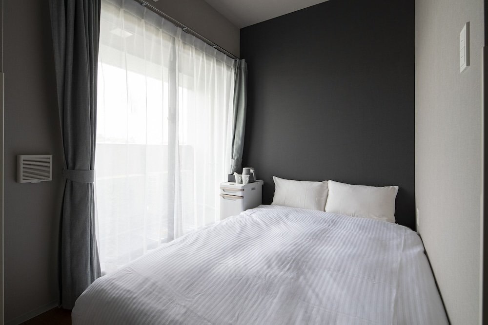 Grids Tokyo Ueno Hotel & Hostel Room Type - Basic Double Room, 1 Double Bed, Non Smoking, Private Bathroom