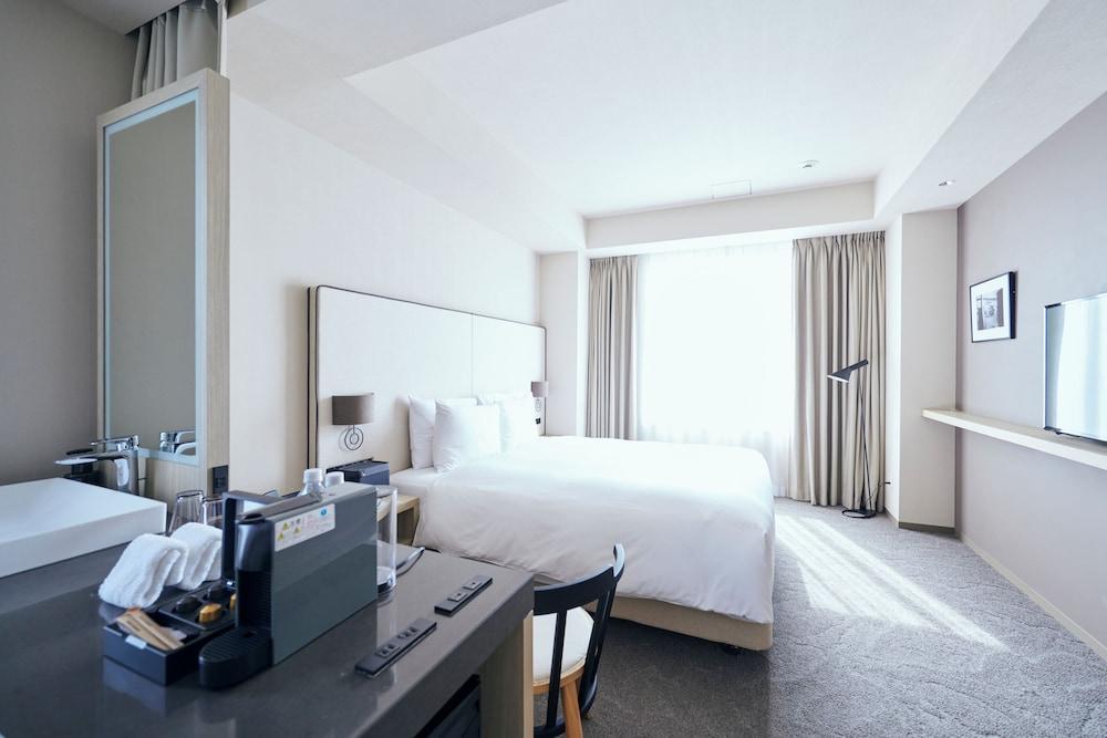 Nohga Hotel Ueno Tokyo Room Type - Corner Double Room, Non Smoking (Shower Booth Only, Rainfall showerhead) Nohga Hotel Ueno Tokyo Room Type - Corner Double Room, Non Smoking (Shower Booth Only, Rainfall showerhead)