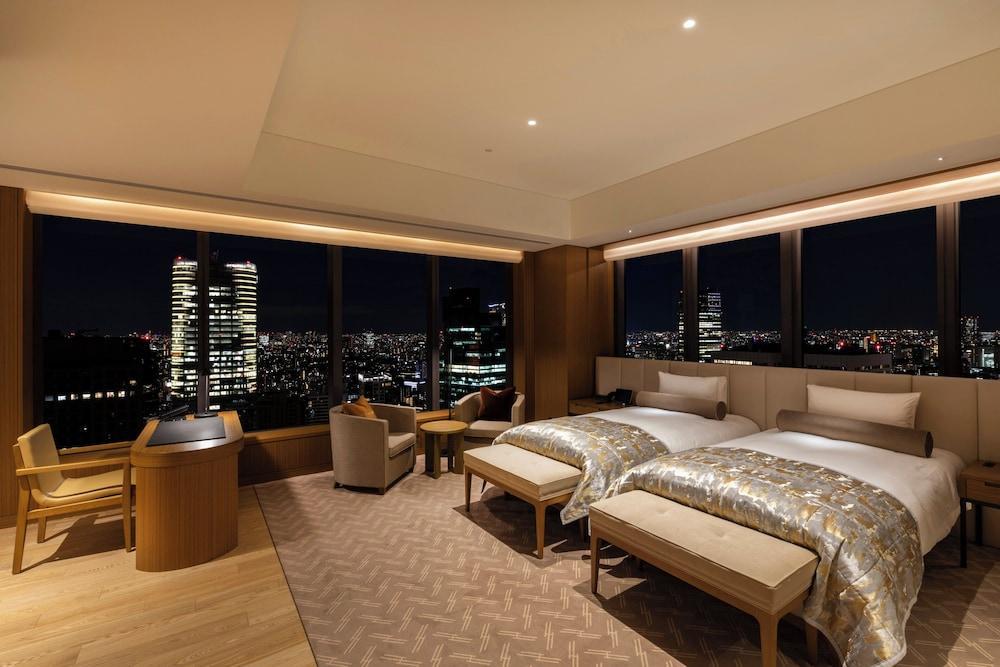 The Okura Tokyo Room Type - Club Corner Twin (Breakfast & Club Lounge Access) 56sqm The Okura Tokyo Room Type - Club Corner Twin (Breakfast & Club Lounge Access) 56sqm