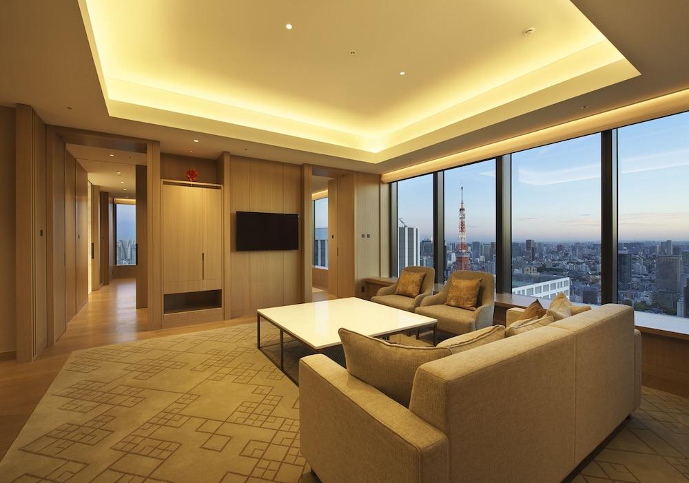 The Okura Tokyo Room Type - Corner Suite Twin (Breakfast & Club Lounge Access) 106sqm